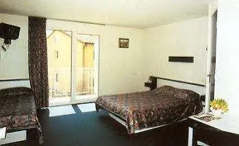 Logis L'estredelle 2* Pont-du-Château