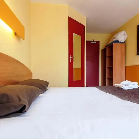 Logis L'estredelle Hotel Pont-du-Château